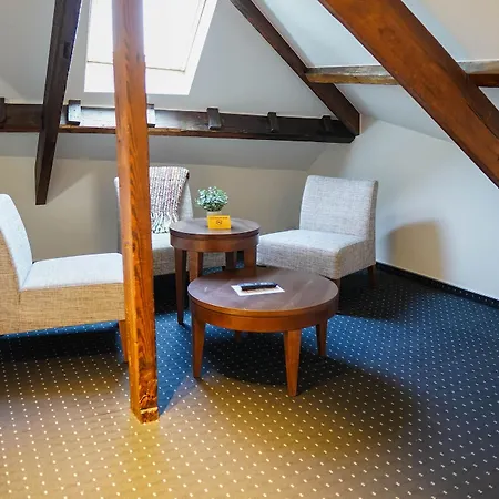 Gravensteen 3*